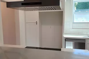 1301 W Lee St, Pensacola, FL 32501 - Photo 7