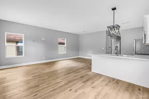 210 E Lakeview Ave, Pensacola, FL 32503 - Photo 3