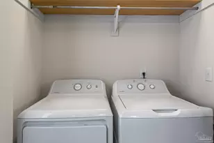 8528 Laredo St, Navarre, FL 32566 - Photo 13