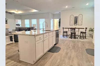 8055 Silver Maple Dr, Milton, FL 32583 - Photo 5