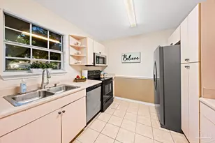 6898 Kapok Dr, Milton, FL 32583 - Photo 7