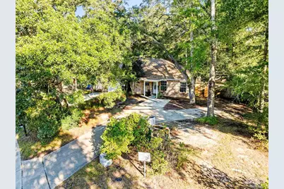 6898 Kapok Dr, Milton, FL 32583 - Photo 1