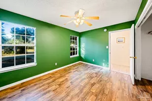 6898 Kapok Dr, Milton, FL 32583 - Photo 9