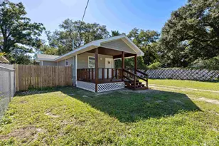 2405 W Hernandez St, Pensacola, FL 32505 - Photo 3