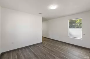 2405 W Hernandez St, Pensacola, FL 32505 - Photo 7