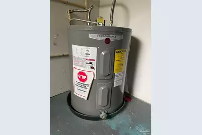 451 E Cane Ave, Crestview, FL 32539 - Photo 17