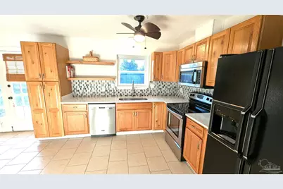 12 W Casa Loma Dr, Mary Esther, FL 32569 - Photo 5