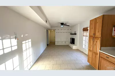 12 W Casa Loma Dr, Mary Esther, FL 32569 - Photo 9