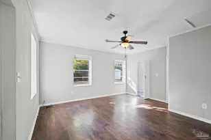 1631 E Hayes St, Pensacola, FL 32503 - Photo 17