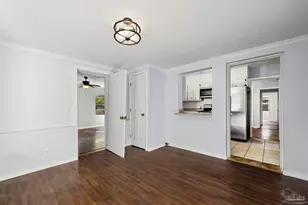 1631 E Hayes St, Pensacola, FL 32503 - Photo 9