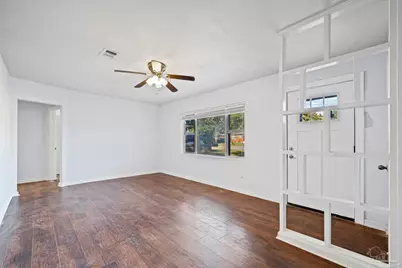 1631 E Hayes St, Pensacola, FL 32503 - Photo 7
