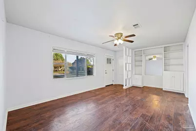 1631 E Hayes St, Pensacola, FL 32503 - Photo 9