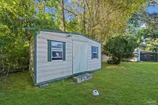 1631 E Hayes St, Pensacola, FL 32503 - Photo 37