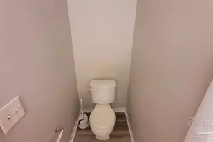 1009 Rentz Ave, Pensacola, FL 32507 - Photo 7