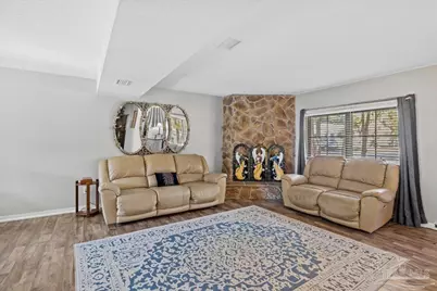 3345 E Lloyd St, Pensacola, FL 32503 - Photo 5