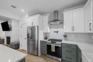 1421 E Texar Dr, Pensacola, FL 32503 - Photo 17