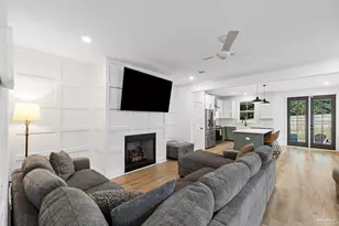 1421 E Texar Dr, Pensacola, FL 32503 - Photo 11