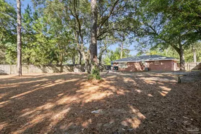 6267 Hilltop Rd, Pensacola, FL 32504 - Photo 17