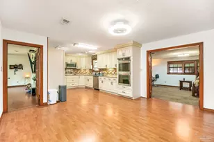 4640 Bessinger Ln, Pace, FL 32571 - Photo 3