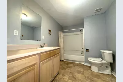 2407 W Gonzalez St, Pensacola, FL 32505 - Photo 7