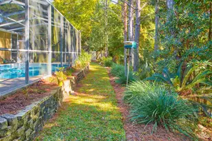 1284 Point E Cir, Gulf Breeze, FL 32563 - Photo 39