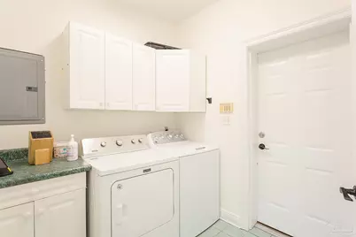 1284 Point East Cir, Gulf Breeze, FL 32563 - Photo 27