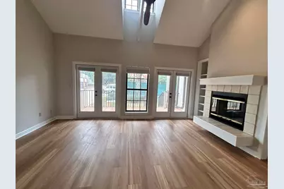 40 Baybridge Dr #J, Gulf Breeze, FL 32561 - Photo 3