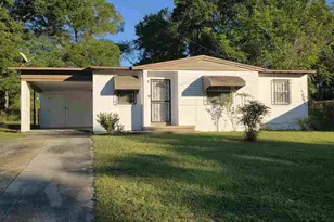 10 Archer Ave, Pensacola, FL 32505 - Photo 1