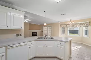 4825 Broadleaf Dr, Pace, FL 32571 - Photo 13