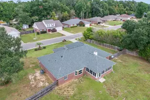 4825 Broadleaf Dr, Pace, FL 32571 - Photo 51