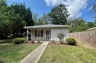 6208 St Ann Ave, Milton, FL 32570 - Photo 1