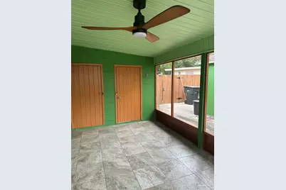 207 California Dr NE, Fort Walton Beach, FL 32548 - Photo 9