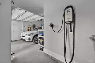 1346 Lombardy Dr, Gulf Breeze, FL 32563 - Photo 47