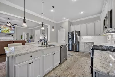 1346 Lombardy Dr, Gulf Breeze, FL 32563 - Photo 7