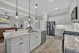 1346 Lombardy Dr, Gulf Breeze, FL 32563 - Photo 7