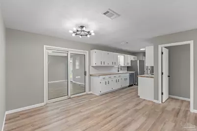 6494 Kennington Cir, Milton, FL 32570 - Photo 9