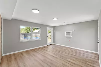 6494 Kennington Cir, Milton, FL 32570 - Photo 31