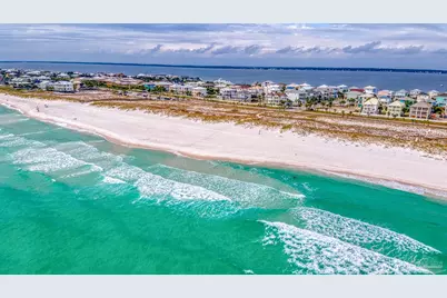 22 Seashore Dr, Pensacola Beach, FL 32561 - Photo 63