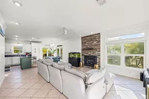 22 Seashore Dr, Pensacola Beach, FL 32561 - Photo 7