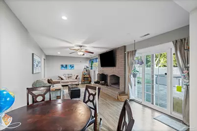 405 Poinciana Dr, Gulf Breeze, FL 32561 - Photo 7