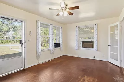 525 Pelham Rd, Pensacola, FL 32507 - Photo 9