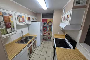 2303 W Michigan Ave, Pensacola, FL 32526 - Photo 1