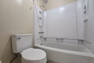 2303 W Michigan Ave, Pensacola, FL 32526 - Photo 13