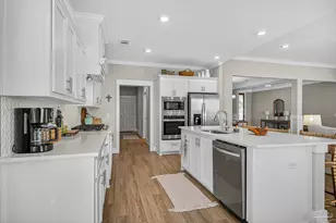 2785 Trestle Wy, Cantonment, FL 32533 - Photo 19