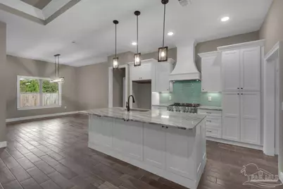 6576 Liberty St, Navarre, FL 32566 - Photo 9