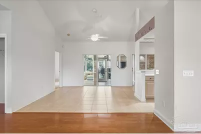 2500 Crescent Pl, Navarre, FL 32566 - Photo 7