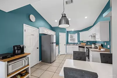817 Binnacle Pl, Pensacola, FL 32507 - Photo 11