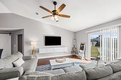 817 Binnacle Pl, Pensacola, FL 32507 - Photo 5