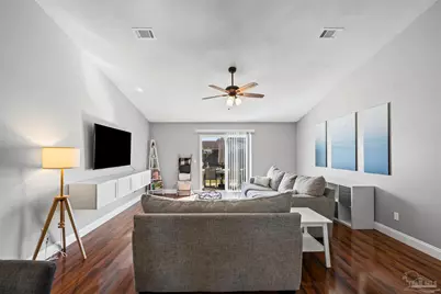 817 Binnacle Pl, Pensacola, FL 32507 - Photo 3