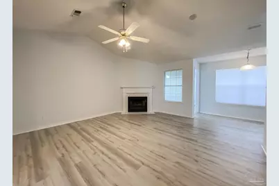 5917 N Bay Point Dr, Pensacola, FL 32507 - Photo 7